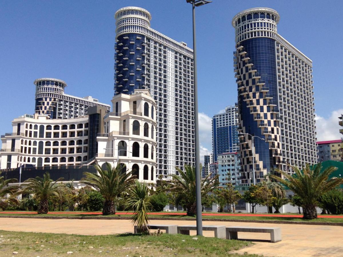 Apart Hotel Orbi Batumi Eksteriør billede
