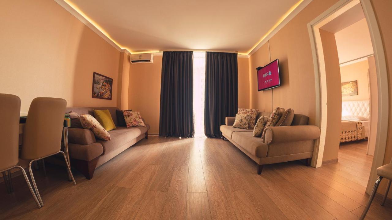 Apart Hotel Orbi Batumi Eksteriør billede