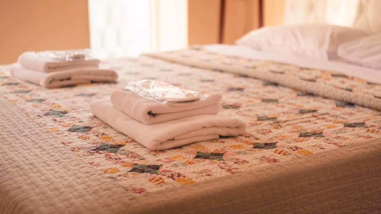 Apart Hotel Orbi Batumi Eksteriør billede